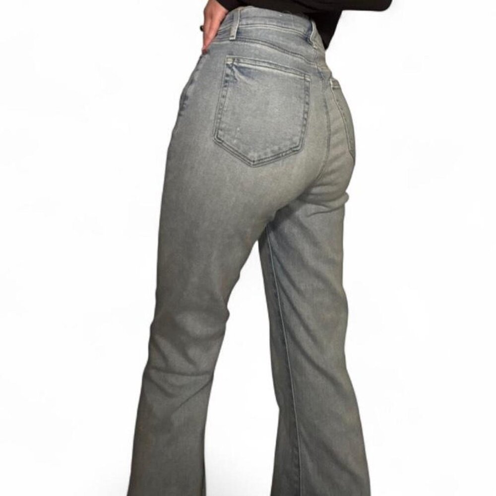 High waisted baggy bootcut jeans light wash size 26 Loft brand